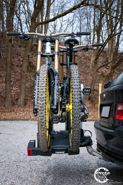 Breiter geht nimmer und trotzdem Platz - 2 x 150er Hinterbau + 2 x Fox40