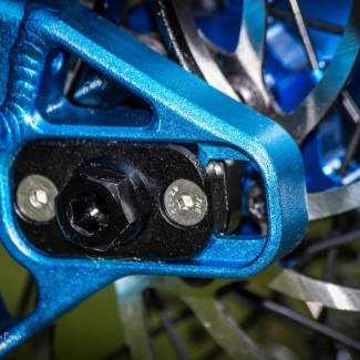 Variable Längenverstellung an der Kettenstrebe